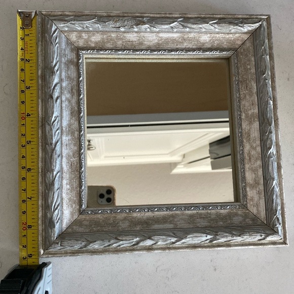 Diamond Gold Micro-Mirror Square Silver 9" x 9' - Picture 1 of 9